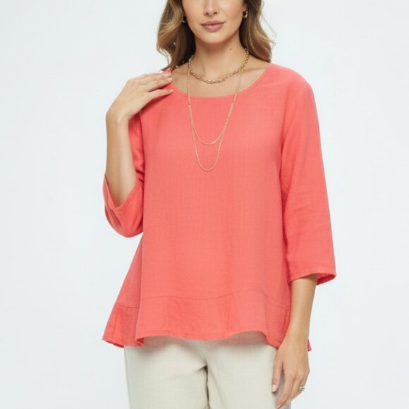 Match Point USA Tops - Match Point USA 100% Linen Ruffle Bottom Top